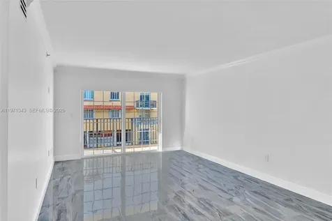 8900 Collins Avenue Surfside FL 33154