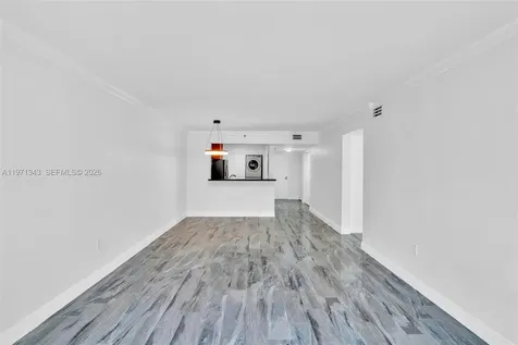 8900 Collins Avenue Surfside FL 33154