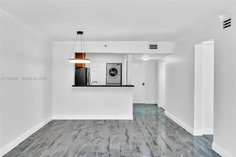 8900 Collins Avenue Surfside FL 33154