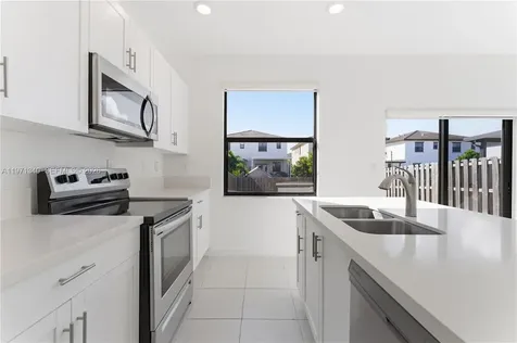 25266 SW 107th Avenue Miami FL 33032