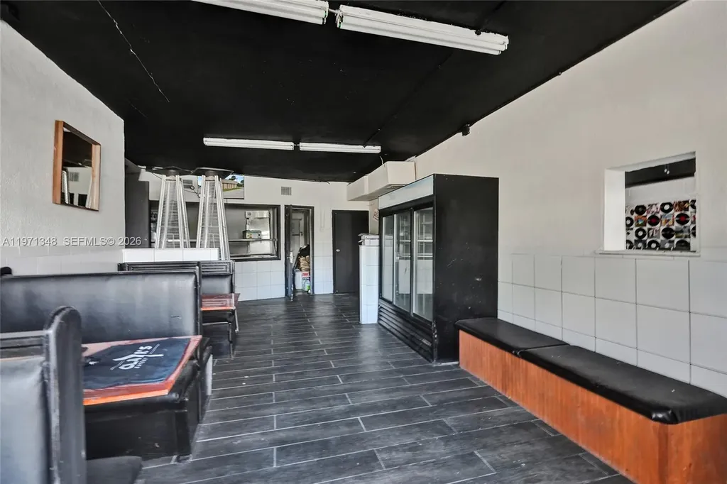 2990 W Sunrise Boulevard Fort Lauderdale FL 33311