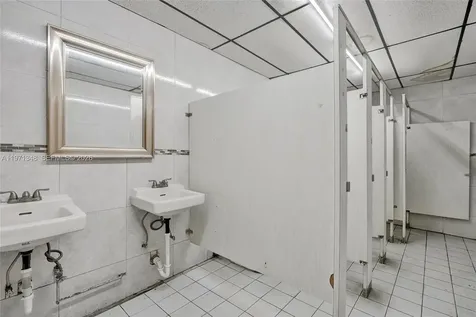 2990 W Sunrise Boulevard Fort Lauderdale FL 33311