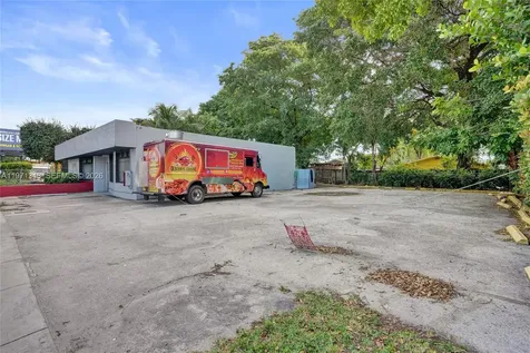2990 W Sunrise Boulevard Fort Lauderdale FL 33311