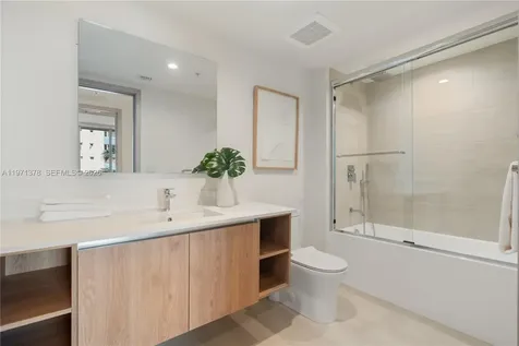 10281 W Bay Harbor Drive Bay Harbor Islands FL 33154
