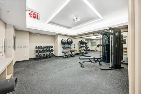 10281 W Bay Harbor Drive Bay Harbor Islands FL 33154