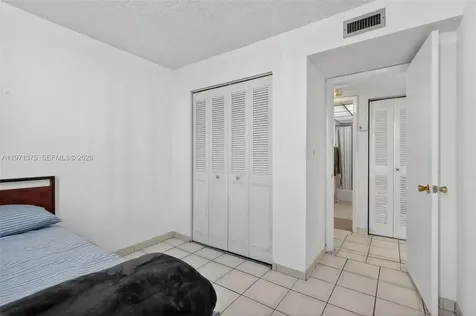 9678 Fontainebleau Boulevard Miami FL 33172