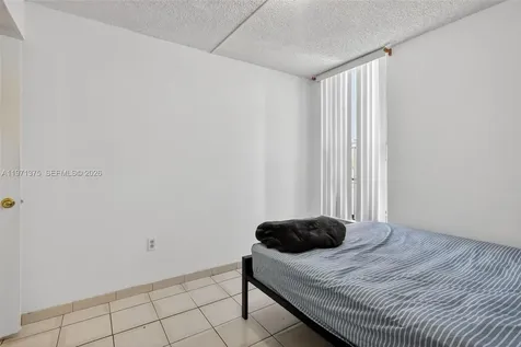 9678 Fontainebleau Boulevard Miami FL 33172