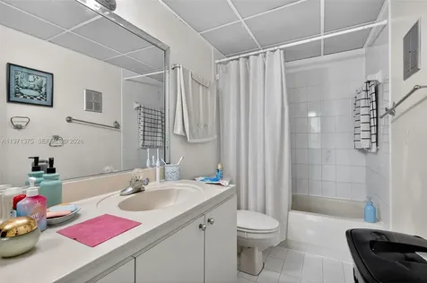 9678 Fontainebleau Boulevard Miami FL 33172