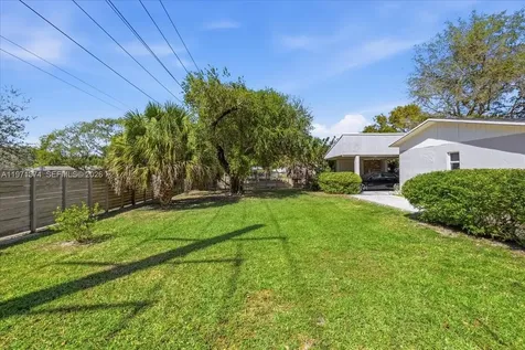 6140 SW 62nd Street South Miami FL 33143