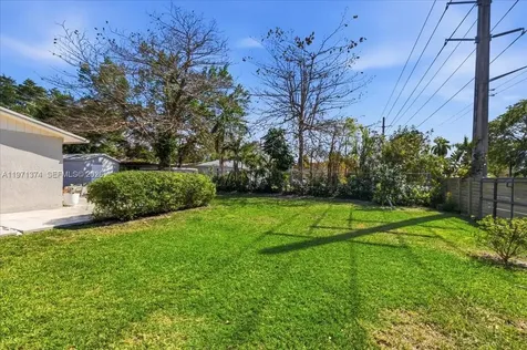 6140 SW 62nd Street South Miami FL 33143