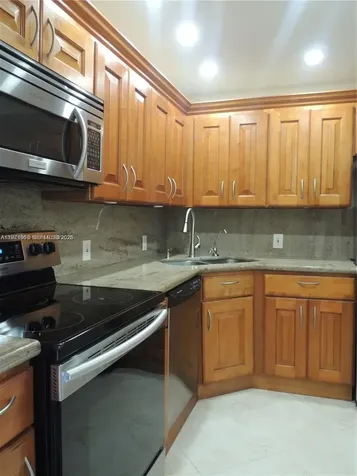 3101 N Country Club Drive Aventura FL 33180