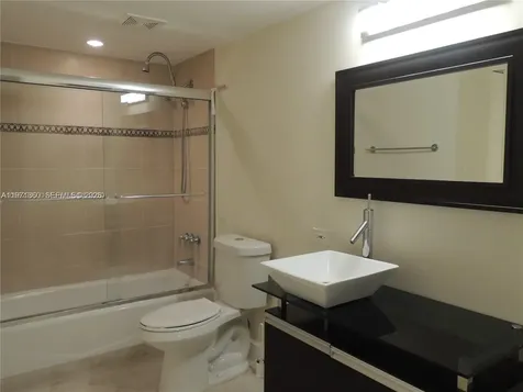 3101 N Country Club Drive Aventura FL 33180
