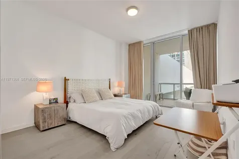 6799 Collins Avenue Miami Beach FL 33141