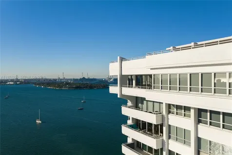 11 Island Avenue Miami Beach FL 33139