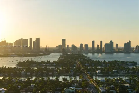 11 Island Avenue Miami Beach FL 33139