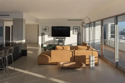 11 Island Avenue Miami Beach FL 33139