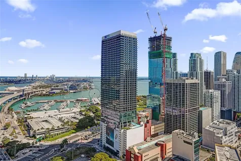159 NE 6th Street Miami FL 33132