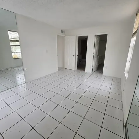 9678 Fontainebleau Boulevard Miami FL 33172
