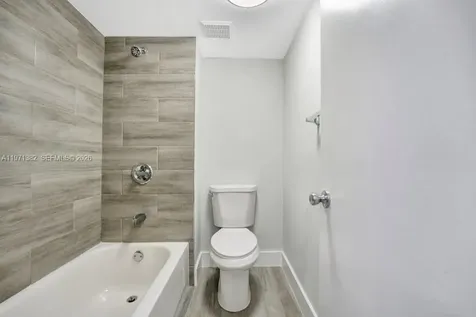 380 Racquet Club Road Weston FL 33326