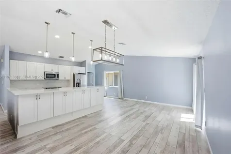 3810 NW 58th Street Coconut Creek FL 33073