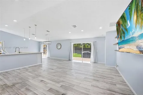 3810 NW 58th Street Coconut Creek FL 33073