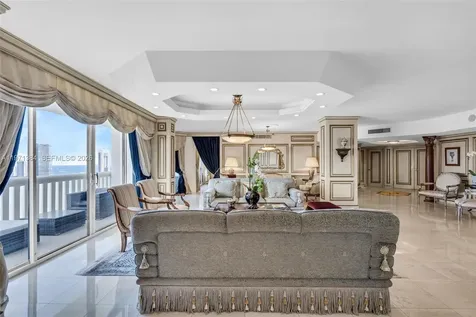 3000 Island Boulevard Aventura FL 33160