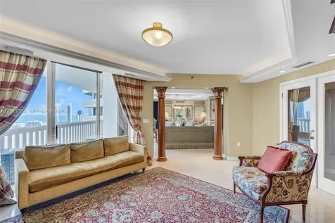 3000 Island Boulevard Aventura FL 33160