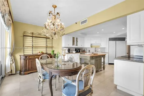 3000 Island Boulevard Aventura FL 33160