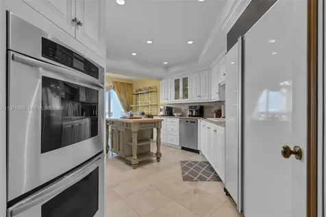 3000 Island Boulevard Aventura FL 33160