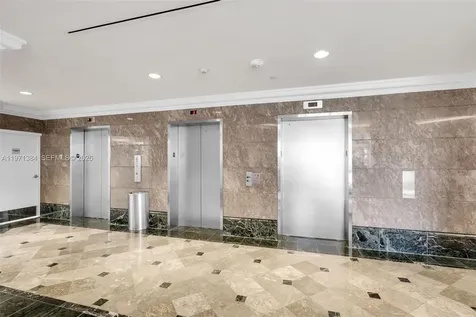 3000 Island Boulevard Aventura FL 33160