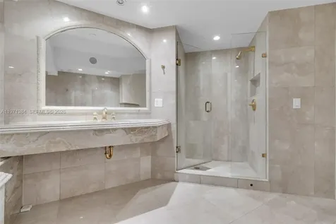 3000 Island Boulevard Aventura FL 33160