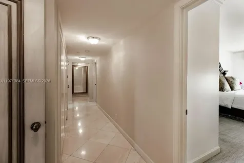 3000 Island Boulevard Aventura FL 33160