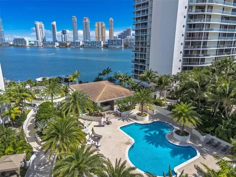 3000 Island Boulevard Aventura FL 33160