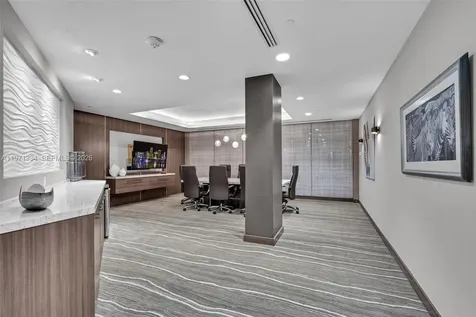 3000 Island Boulevard Aventura FL 33160