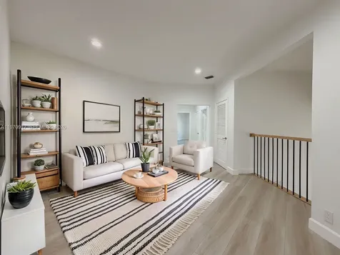 2556 Jardin Manor Weston FL 33327