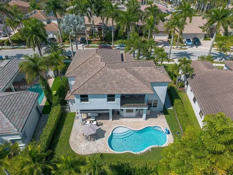 2556 Jardin Manor Weston FL 33327