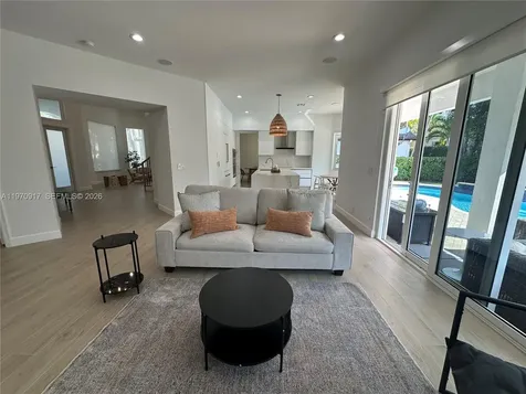 2556 Jardin Manor Weston FL 33327