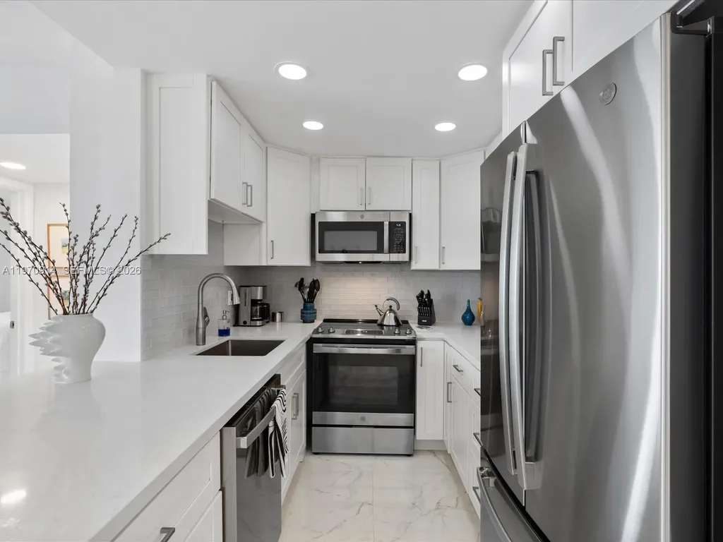 336 N Birch Road Fort Lauderdale FL 33304