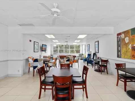 336 N Birch Road Fort Lauderdale FL 33304