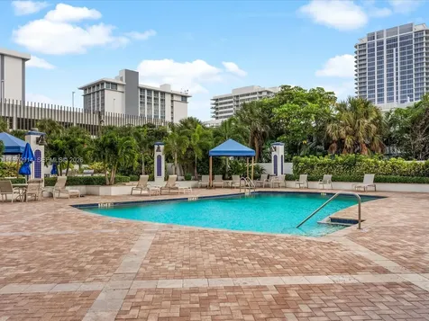 336 N Birch Road Fort Lauderdale FL 33304