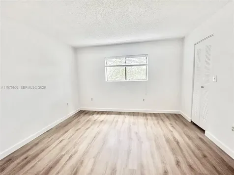 400 W Palm Circle W Miramar FL 33025