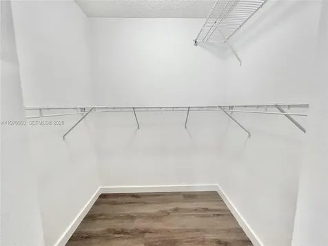 400 W Palm Circle W Miramar FL 33025