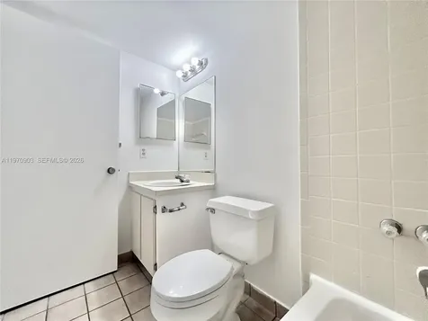 400 W Palm Circle W Miramar FL 33025