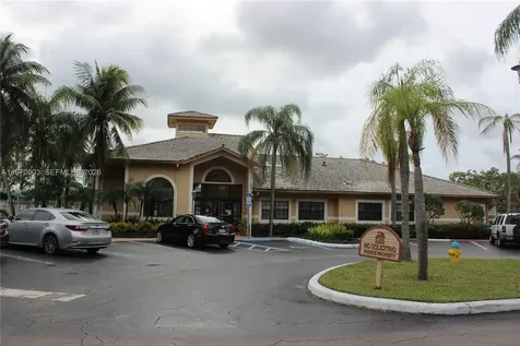 400 W Palm Circle W Miramar FL 33025