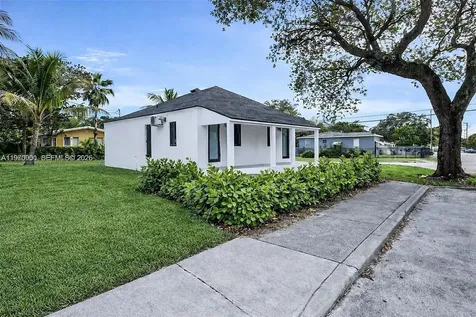 6905 NW 4th Court Miami FL 33150