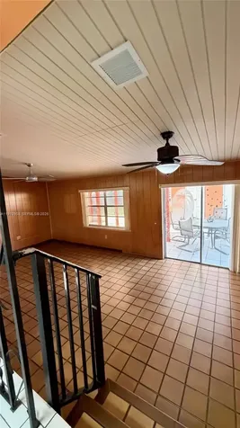 309 E 18th Street Hialeah FL 33010