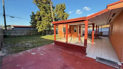 309 E 18th Street Hialeah FL 33010