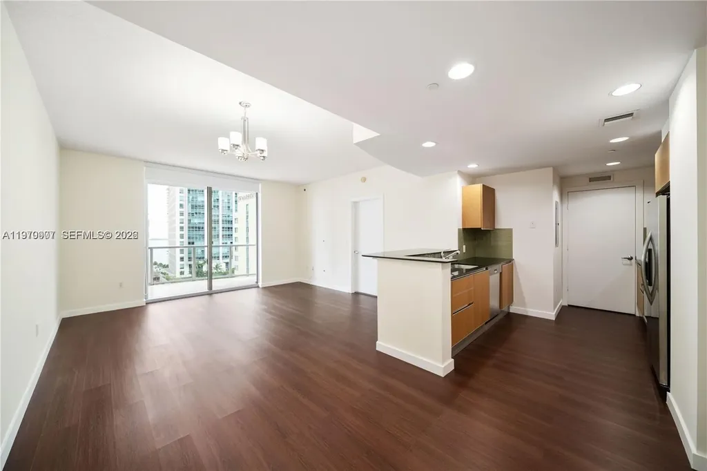 1060 Brickell Avenue Miami FL 33131