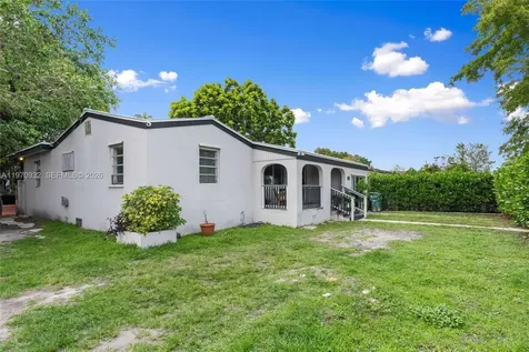 700 SW 44th Place Miami FL 33134