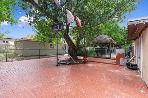 700 SW 44th Place Miami FL 33134